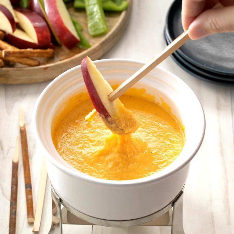 Simple Swiss Cheese Fondue Recipe: How to Make It