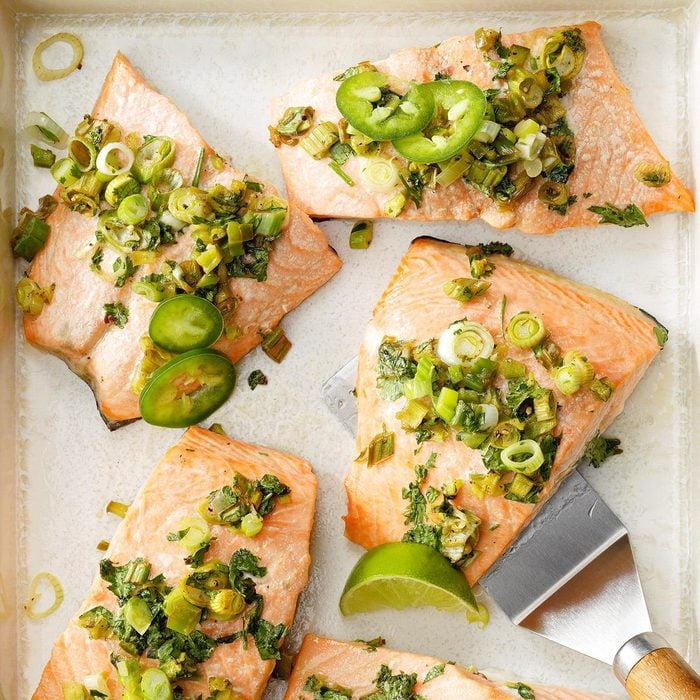 Cilantro Topped Salmon Exps Tohescodr22 32800 Dr 02 25 5b