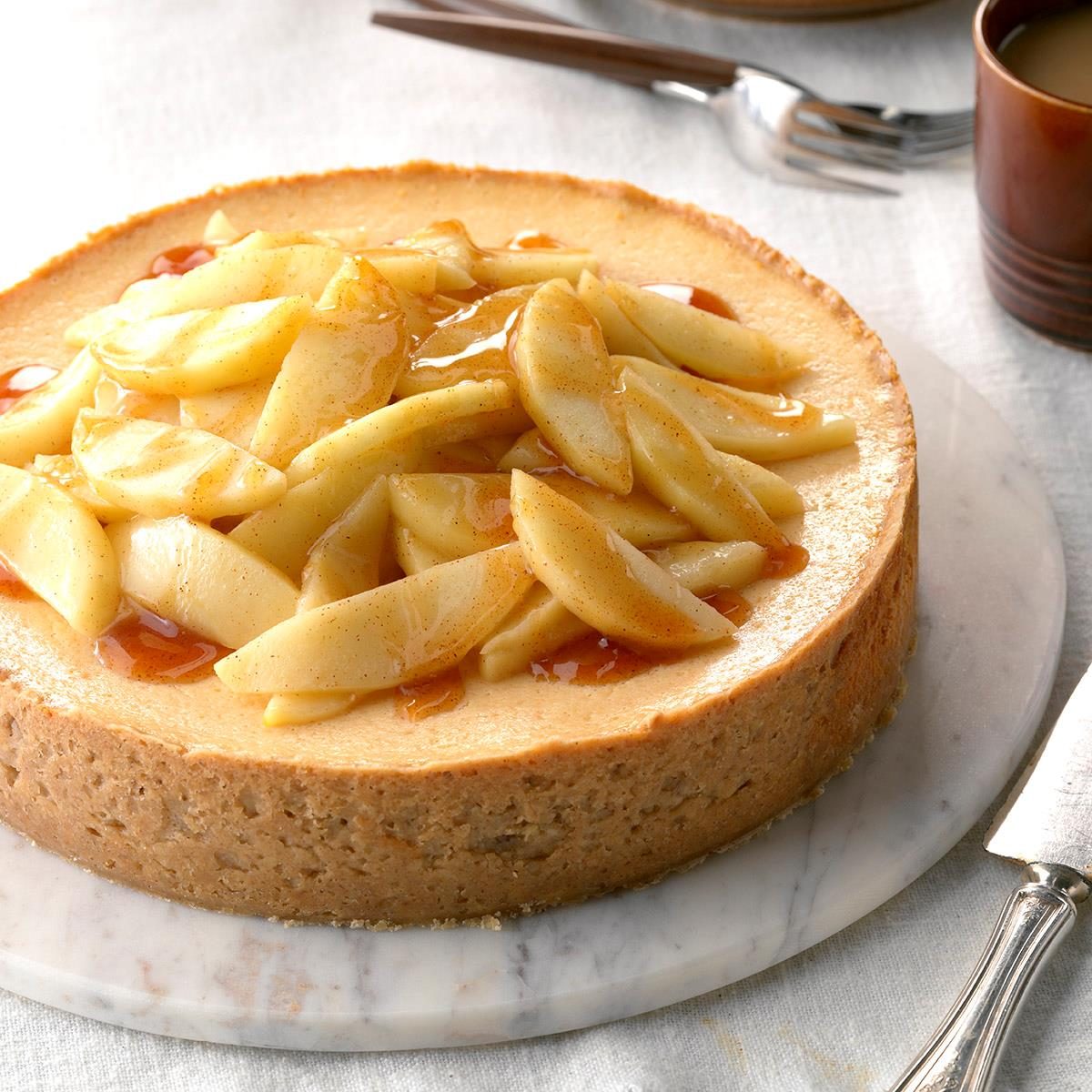 Cinnamon Apple Cheesecake Recipe | Taste of Home