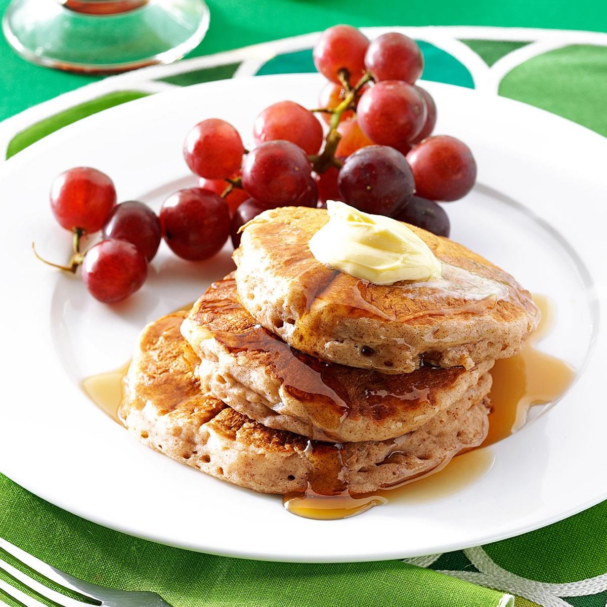 Cinnamon Applesauce Pancakes