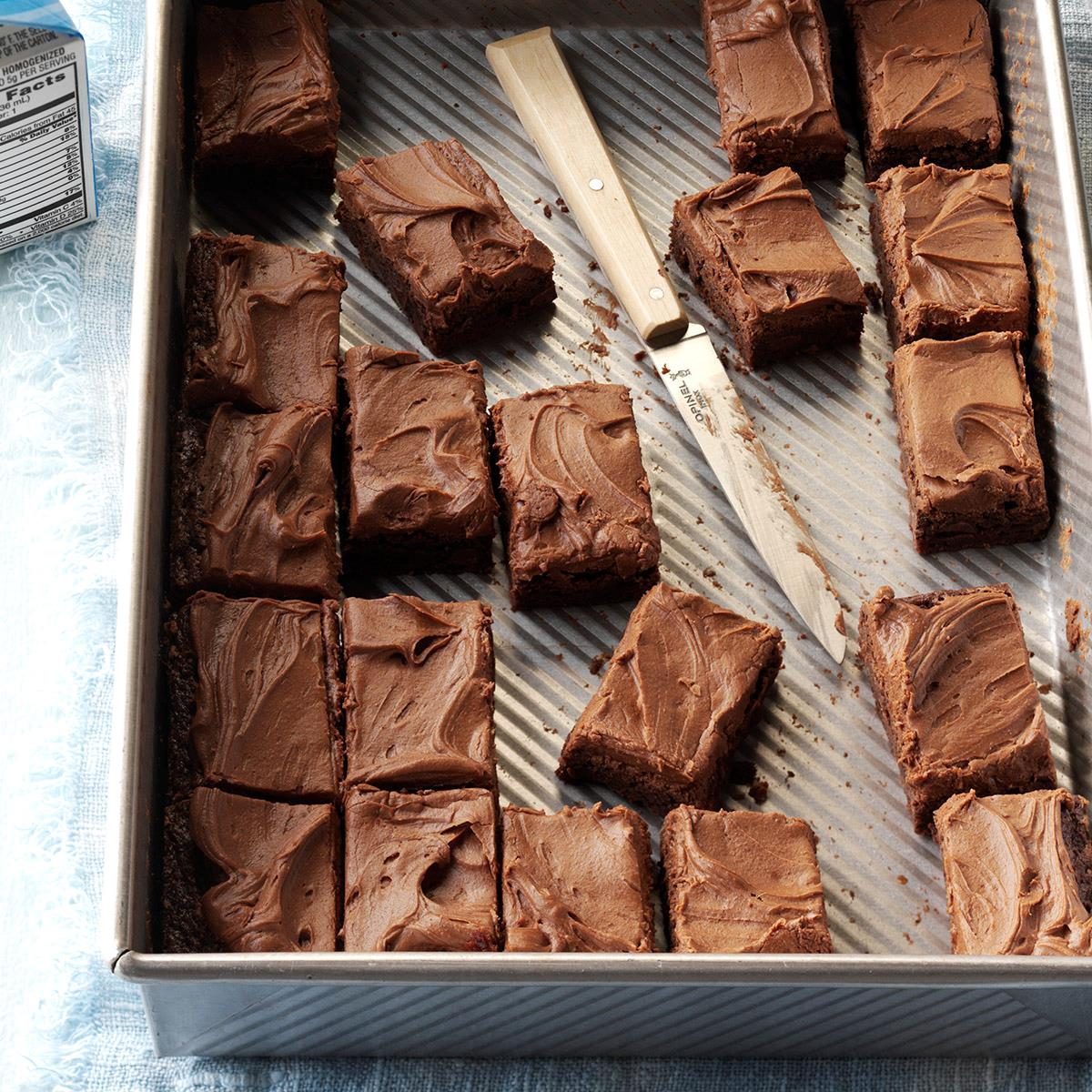 This Edge Brownie Pan is Perfect for Customized Edge Pieces