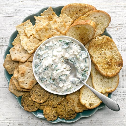 Classic Spinach Dip Exps Tohvp24 33779 Mf 01 17 Spinachdip 1 Rms