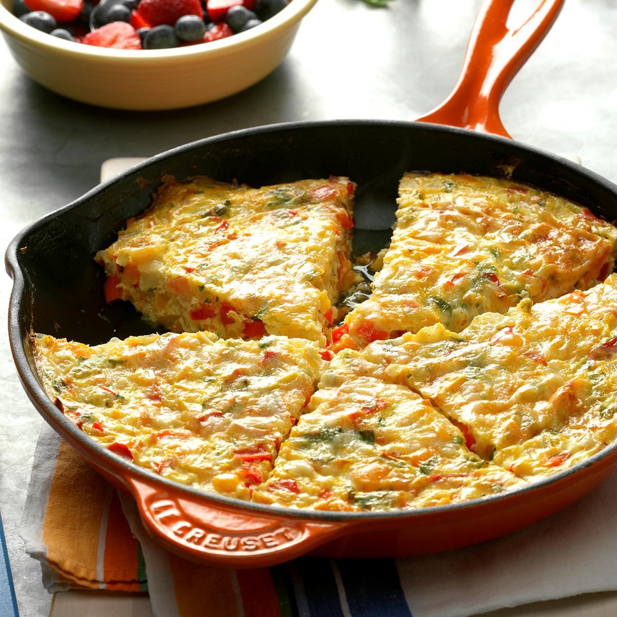 Colorful Pepper Frittata Exps Hcka19 31706 D08 24 1b 3