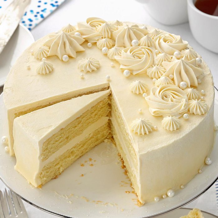 Contest-Winning Eggnog Cake