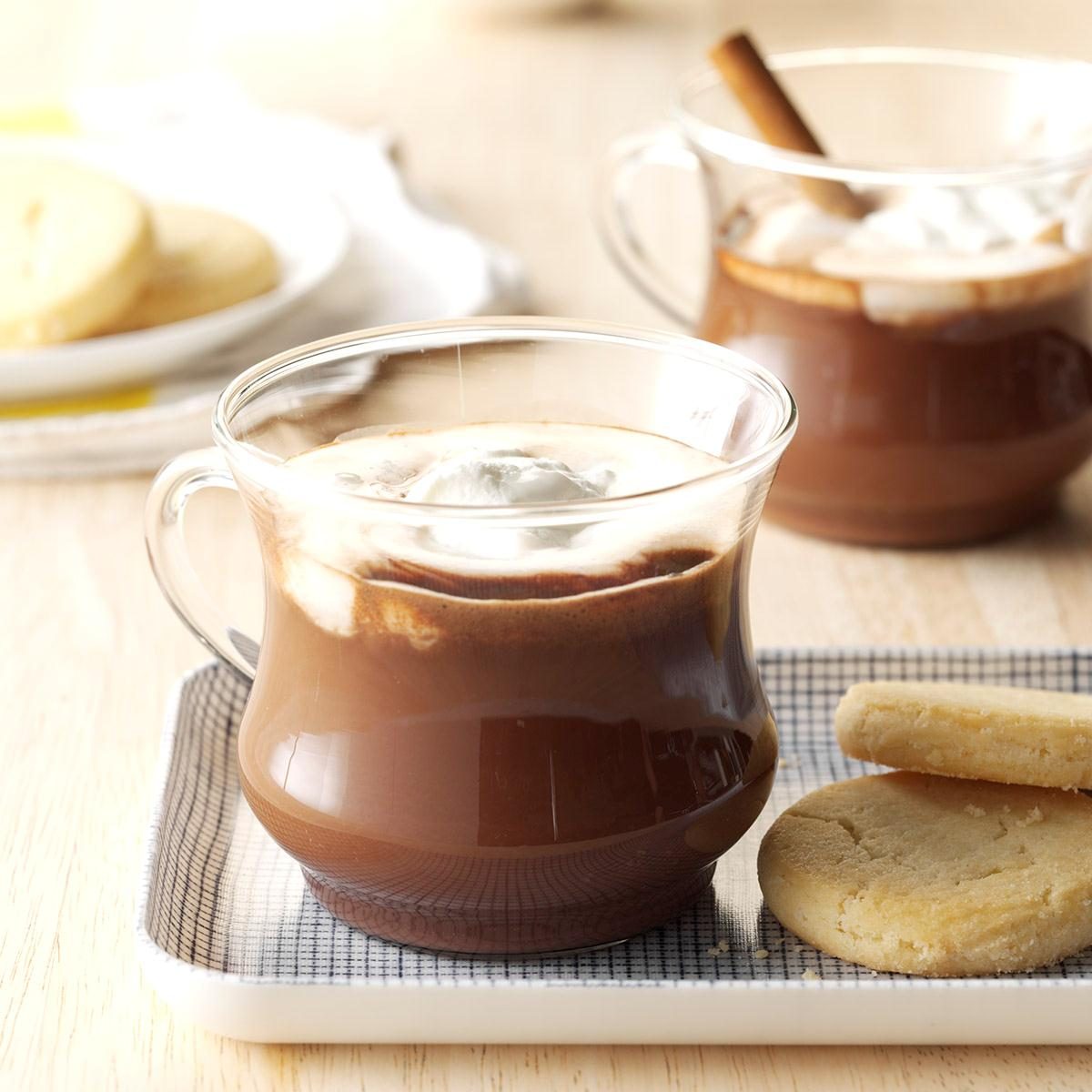 Target Is Selling a $10 Hot Cocoa Bar Set for the Holidays