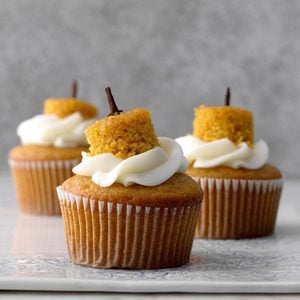 Cream-Filled Pumpkin Cupcakes