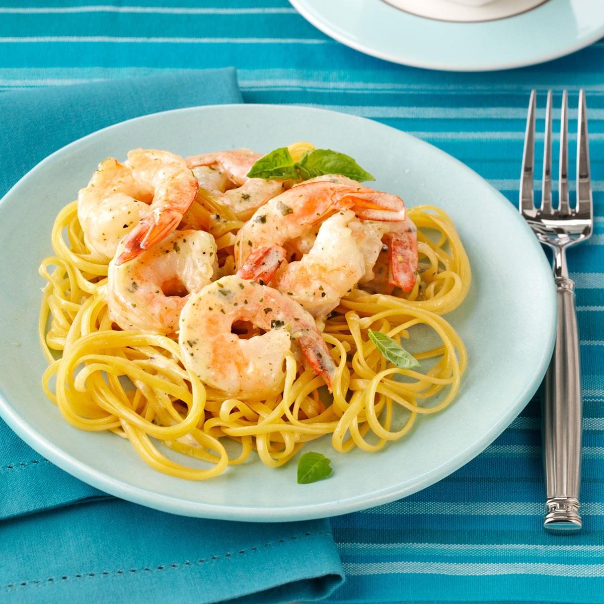 Creamy Pesto Shrimp Linguine