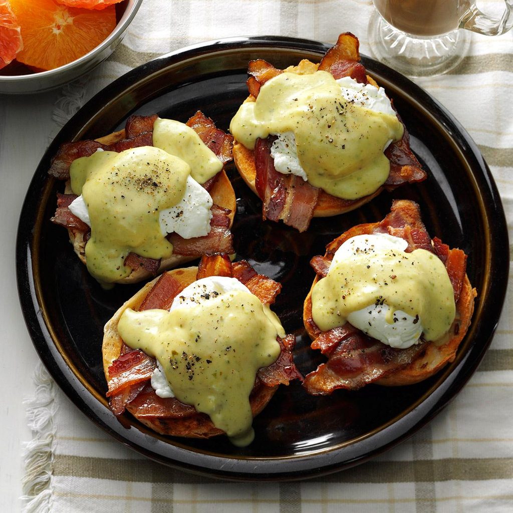 Creamy Pesto 'n Bacon Eggs Benedict