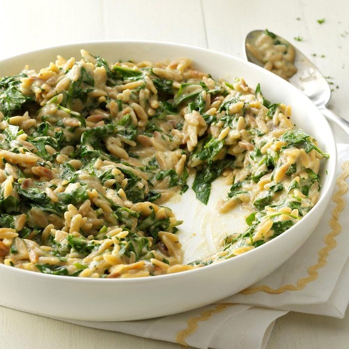 Creamy Roasted Garlic Spinach Orzo Exps176131 Sd143204c12 04 3bc Rms 15