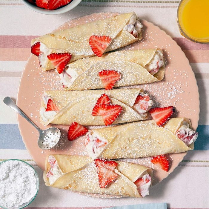 Creamy Strawberry Crepes Exps Ft24 23316 Ec 022124 3 Rms