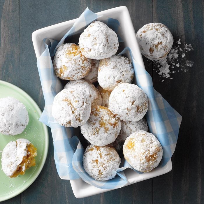 Crunchy Apricot-Coconut Balls