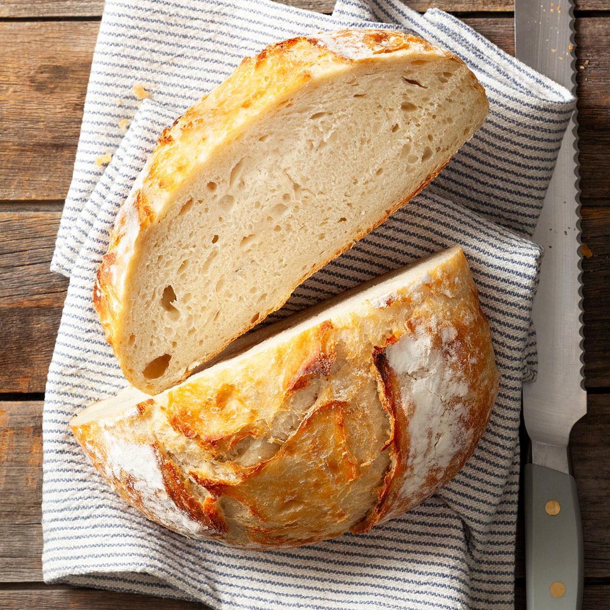 Crusty Homemade Bread Exps Ft24 180460 Jr 0308 1