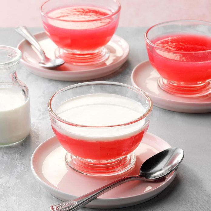 Danish Rhubarb Pudding Exps Sdam19 17646 E12 06 10b 2