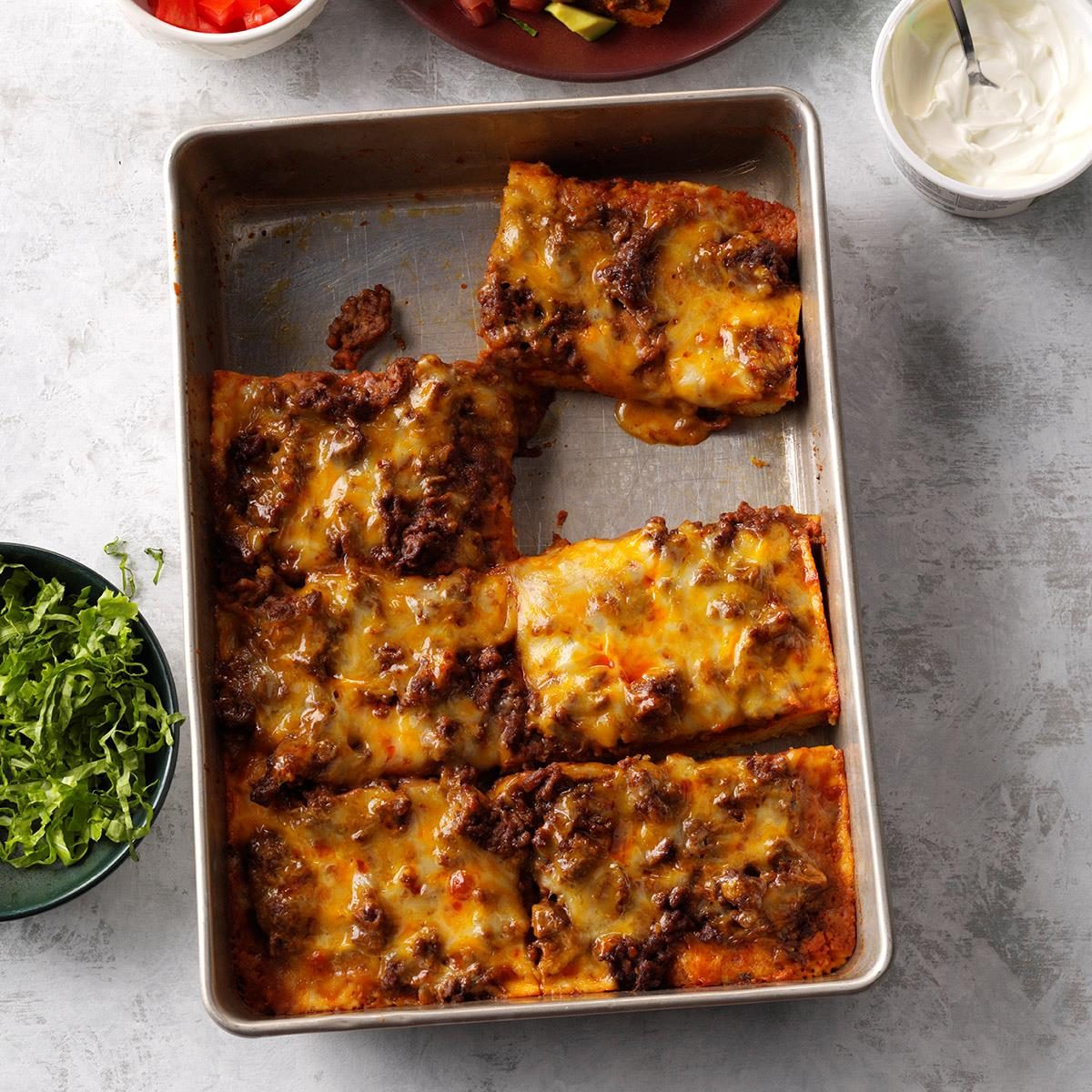 Deep-Dish Beef ‘n’ Bean Taco Pizza