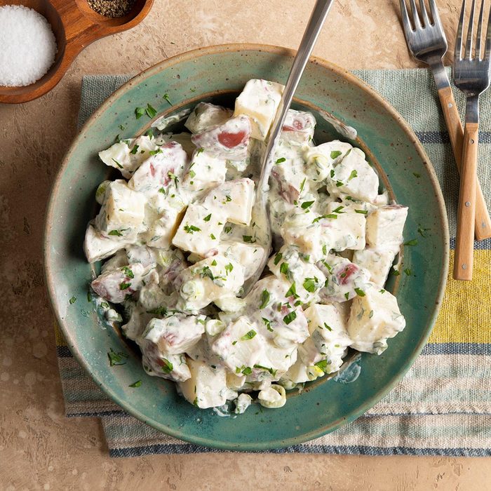 Dilled Potato Salad Exps Ft22 4792 F 0412 1 2