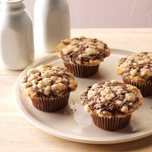 Double Chocolate Banana Muffins Exps Thfm17 4587 D09 21 2b 9