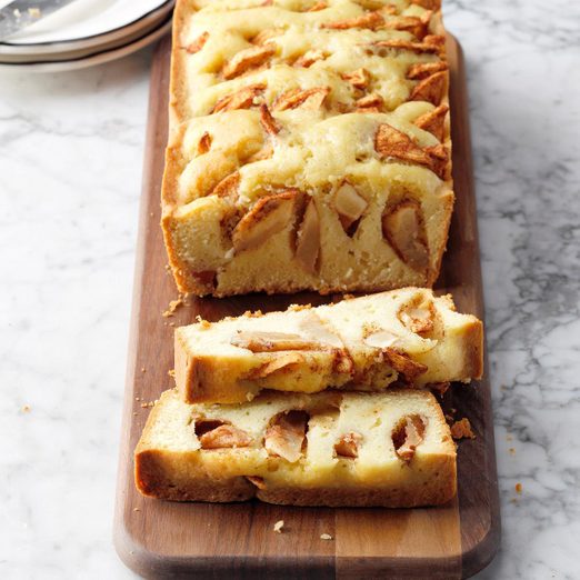 Chunky Apple Cake Recipe: How to Make It