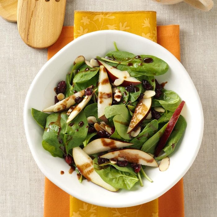 Spinach Pear Salad with Chocolate Vinaigrette