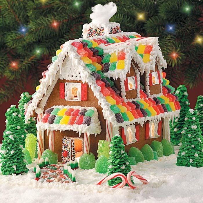 Gingerbread Christmas Cottage Recipe: How to Make It