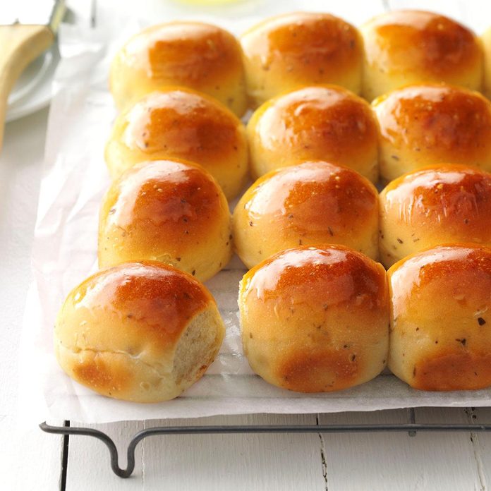 Herb Buttermilk Dinner Rolls