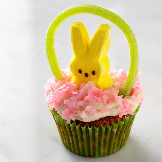 Easter Basket Cupcakes Exps Tham18 39194 D11 09 12b 8