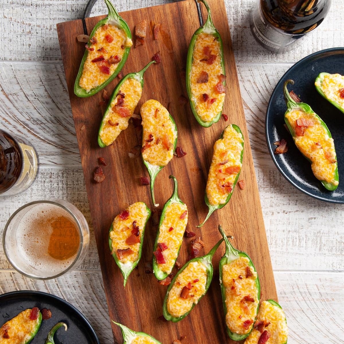 https://www.tasteofhome.com/wp-content/uploads/2018/01/Easy-Cheese-Stuffed-Jalapenos_EXPS_FT20_29318_F_0820_1.jpg