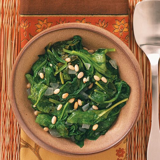 Easy Sauteed Spinach Exps49214 Thhc1997839d05 21 4bc Rms 5