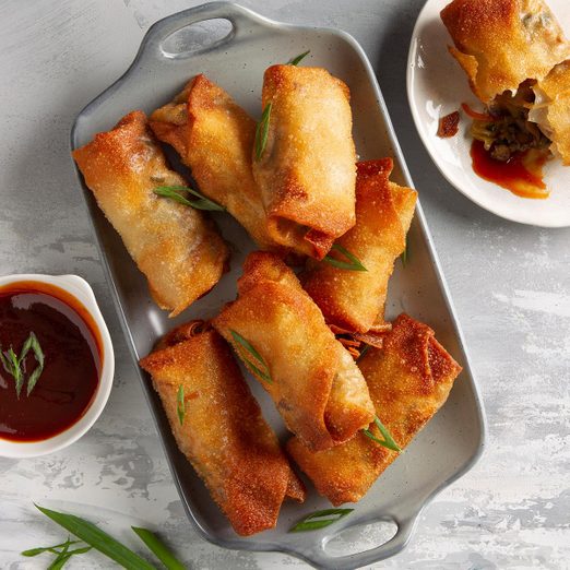 Spring Roll vs. Egg Roll: What's the Difference Between the Two?