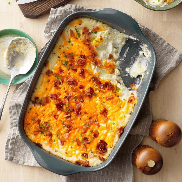 Everything Mashed Potato Casserole Exps Tgbz21 38914 E05 21 1b 5