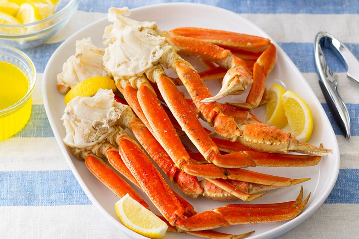 How to Cook Crab Legs 4 Different Ways