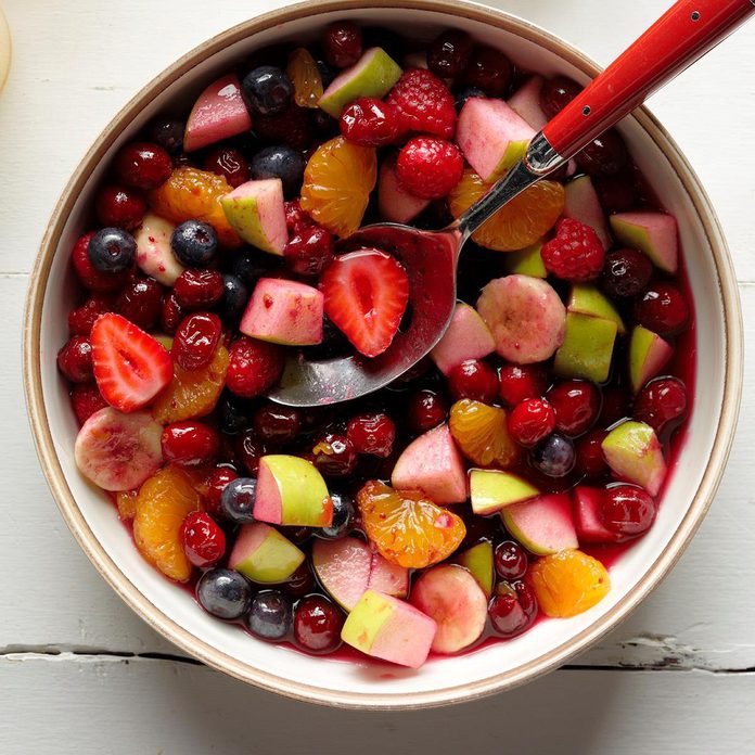 Festive Cranberry Fruit Salad Exps Thd18 35741 B07 31 7b 4