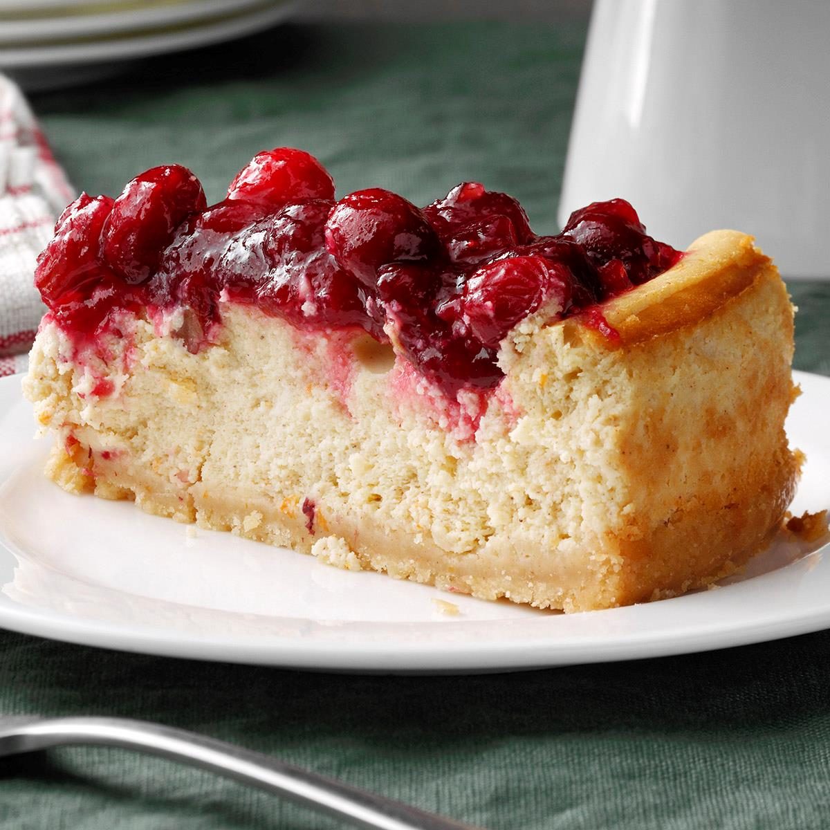 Festive Cranberry Topped Cheesecake Exps Tohca23 41242 Dr 10 12 2b