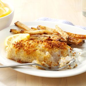 Fish & Chips with Dipping Sauce