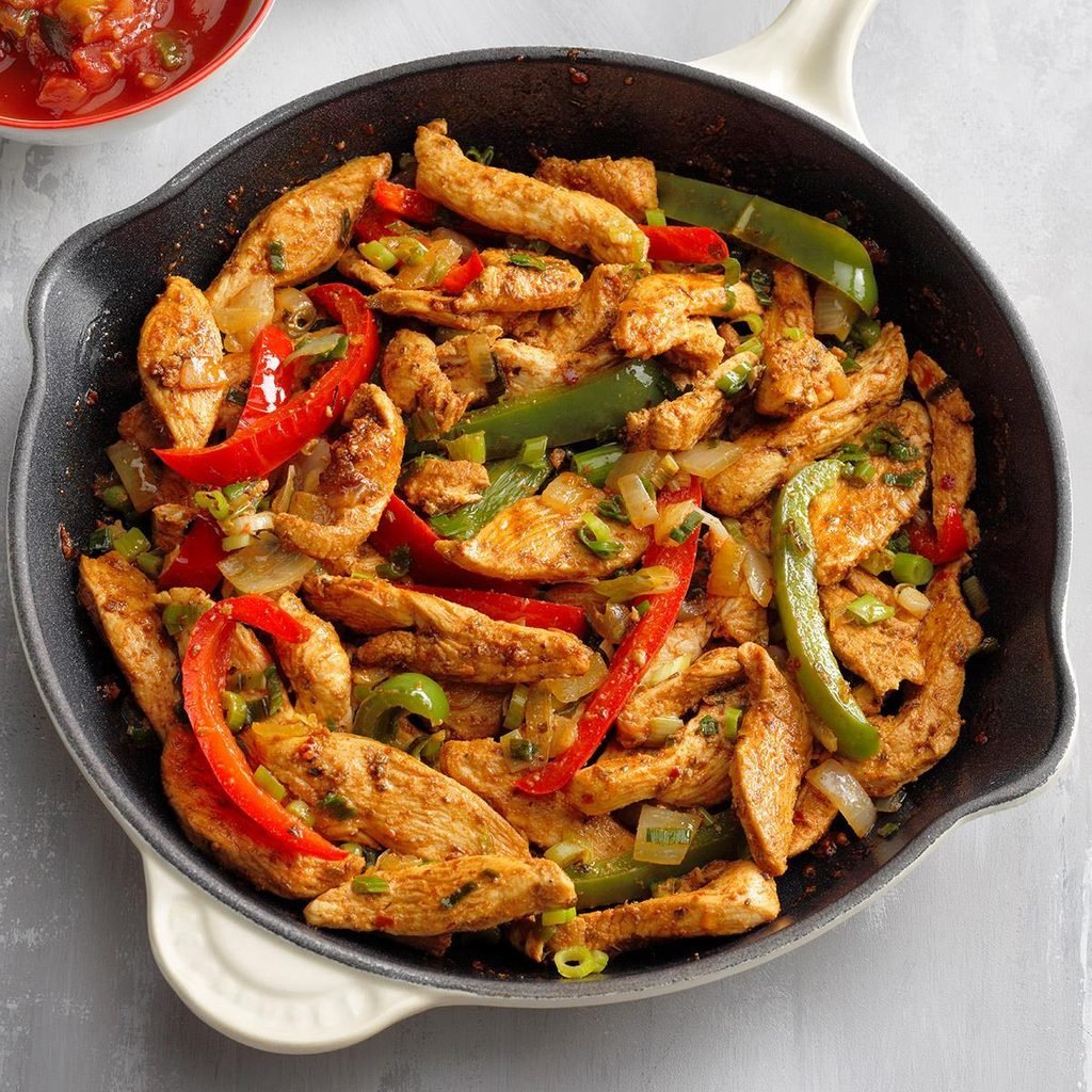 How to Make Fajitas in a Cast-Iron Skillet