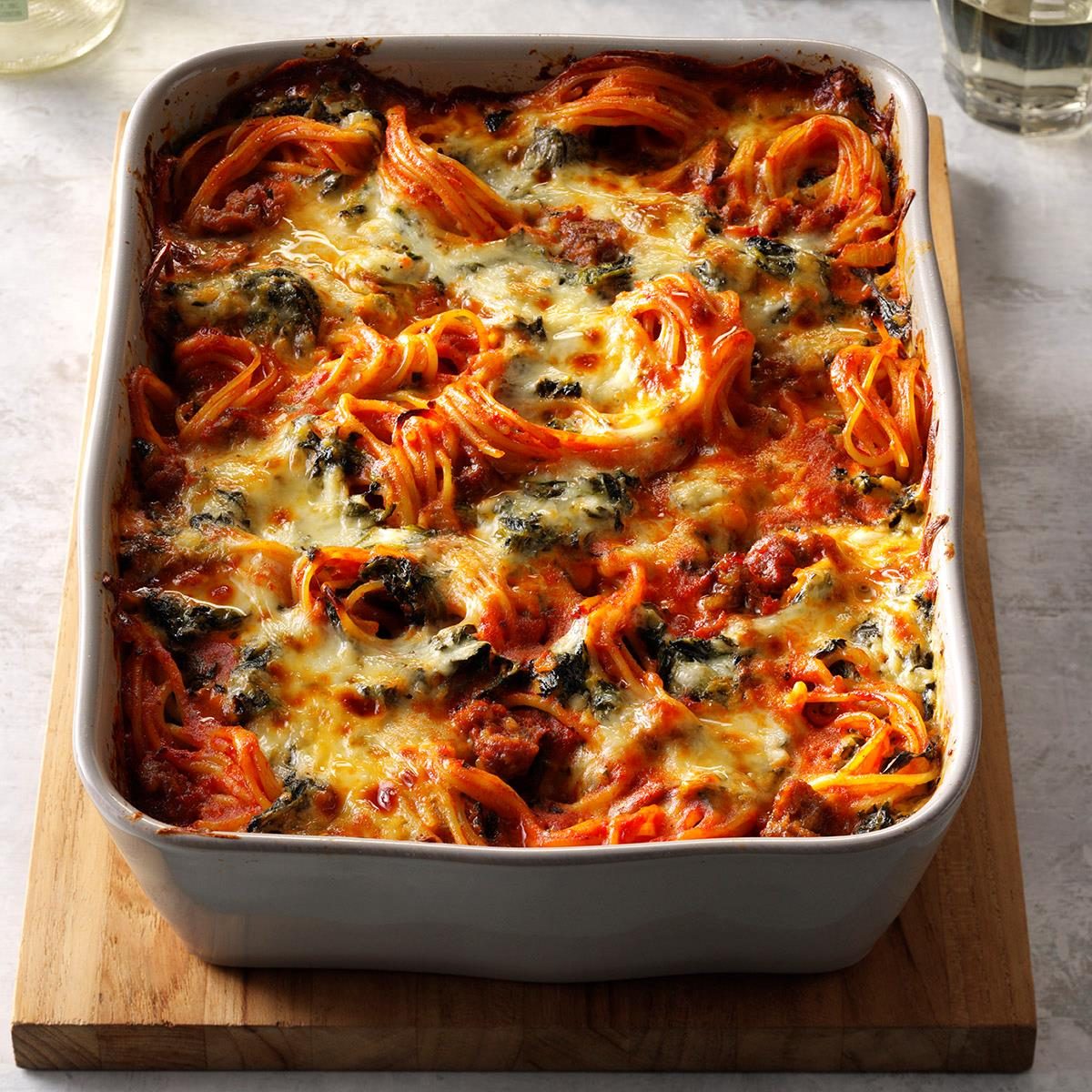 Florentine Spaghetti Bake Exps Thfm17 22215 B09 28 4b 2