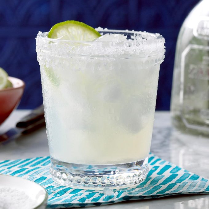 Fresh Lime Margaritas Exps Thjj17 29268 B02 08 7b 2