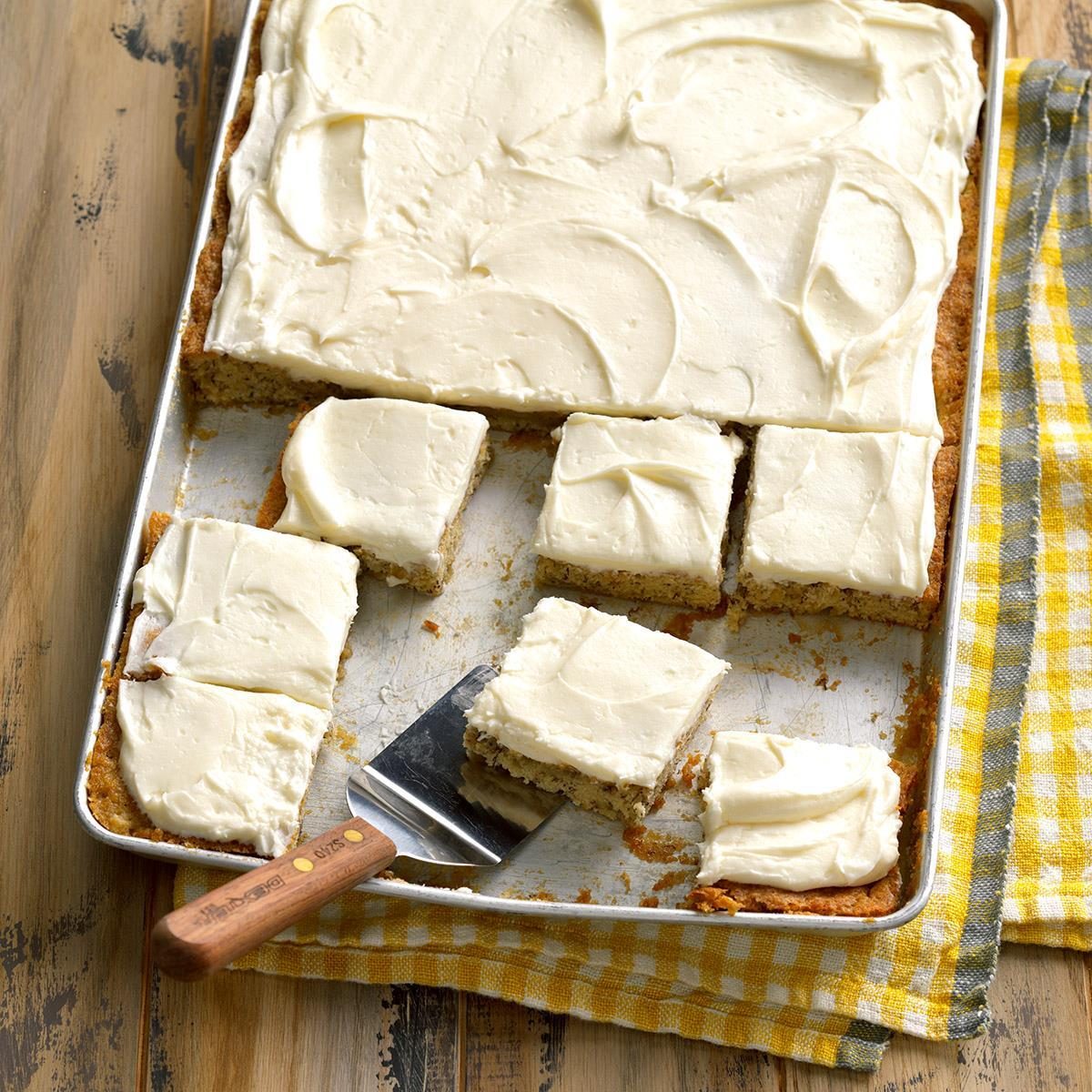 Nebraska: Frosted Banana Bars