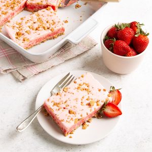 Frozen Strawberry Dessert