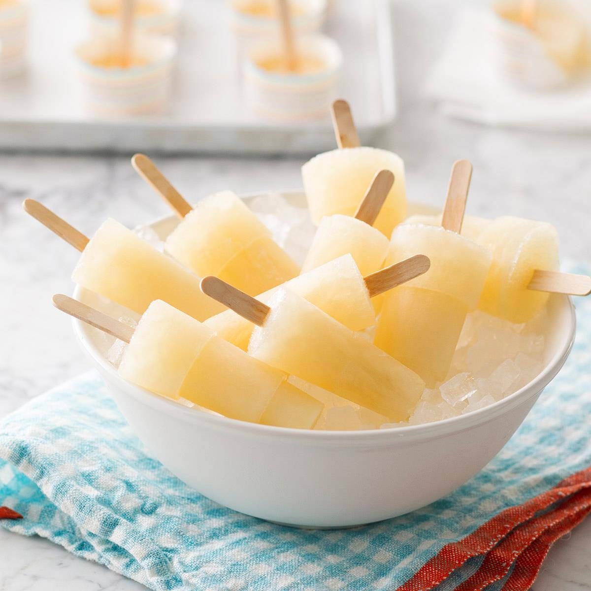 https://www.tasteofhome.com/wp-content/uploads/2018/01/Fruit-Juice-Pops_EXPS_GHTAJ17_40592_C06_14_5b-5.jpg?fit=700%2C1024