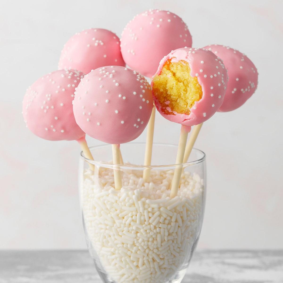 Fun & Festive Cake Pops Recipe: How to Make It