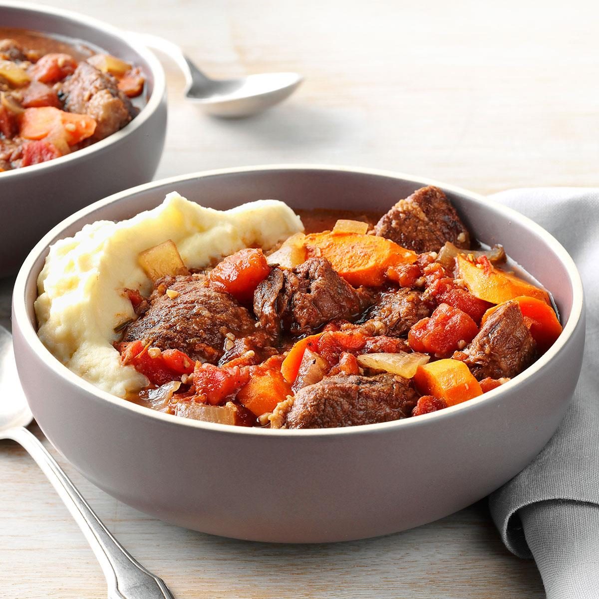 Garlic Lover S Beef Stew Exps82255 Cw143040b11 01 7bc Rms 7