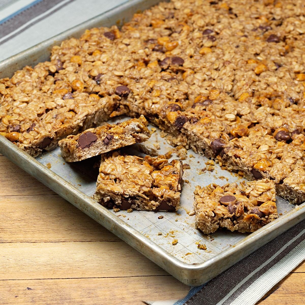 Gluten-Free Oatmeal Chip Bars