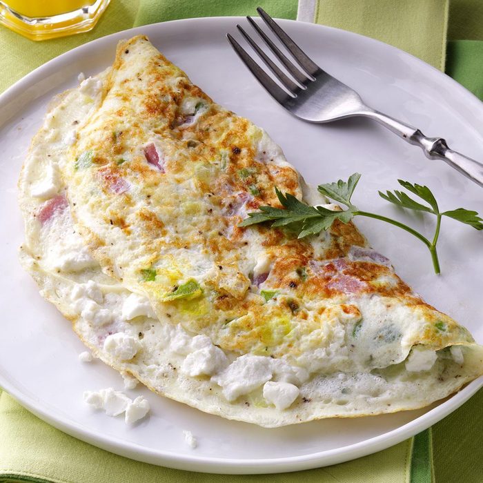 Goat Cheese Ham Omelet Exps165815 Thhcfmb11 16 2bc Rms 2