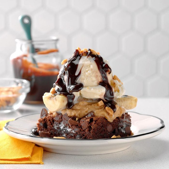 Grilled Banana Brownie Sundaes