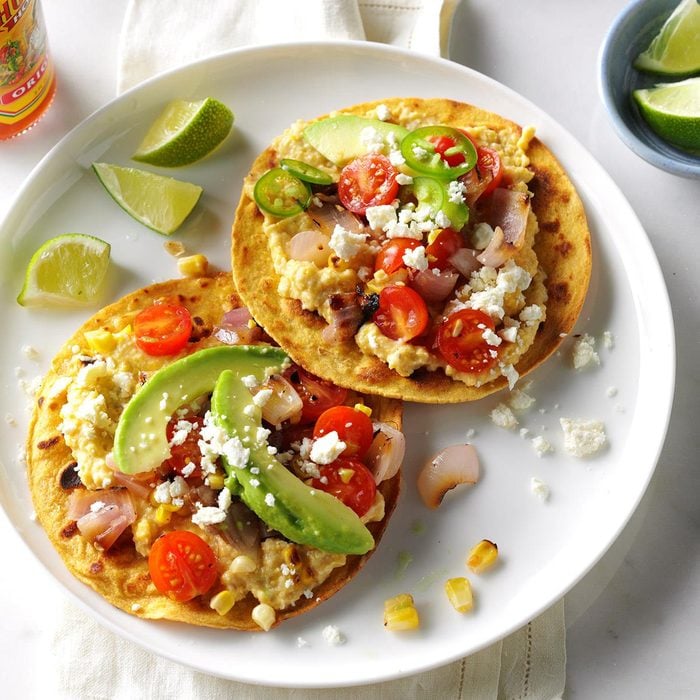 Healthy corn recipes - Grilled Corn Hummus Tostadas Exps Hck17 195090 D08 12 3b 5