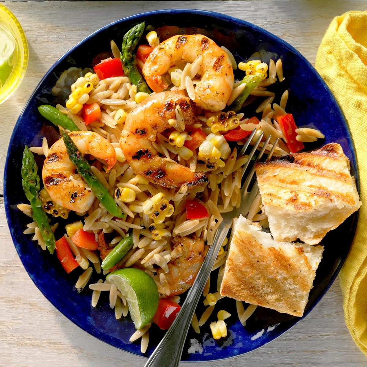 Grilled Jerk Shrimp Orzo Salad Exps Cf2bz20 48862 B12 12 3b 4