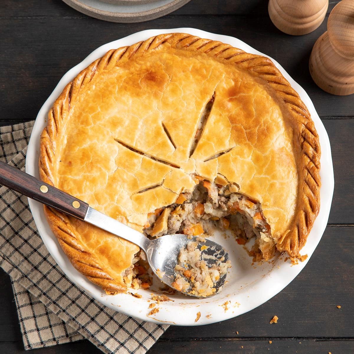 Best Meat Pie Crust Recipe - How to Make Homemade Ground Beef Pie