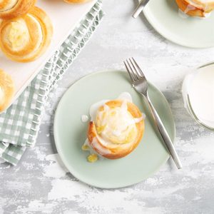 Sweet Rolls with Pineapple