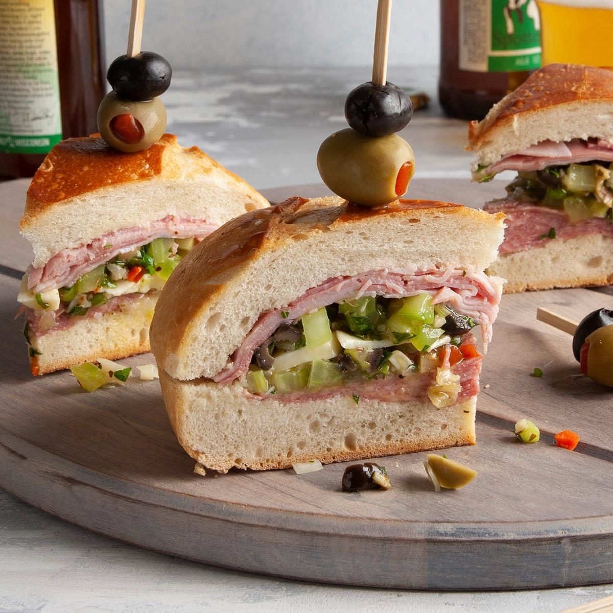 Hearty Muffuletta Exps Ft21 26287 F 0218 1 15