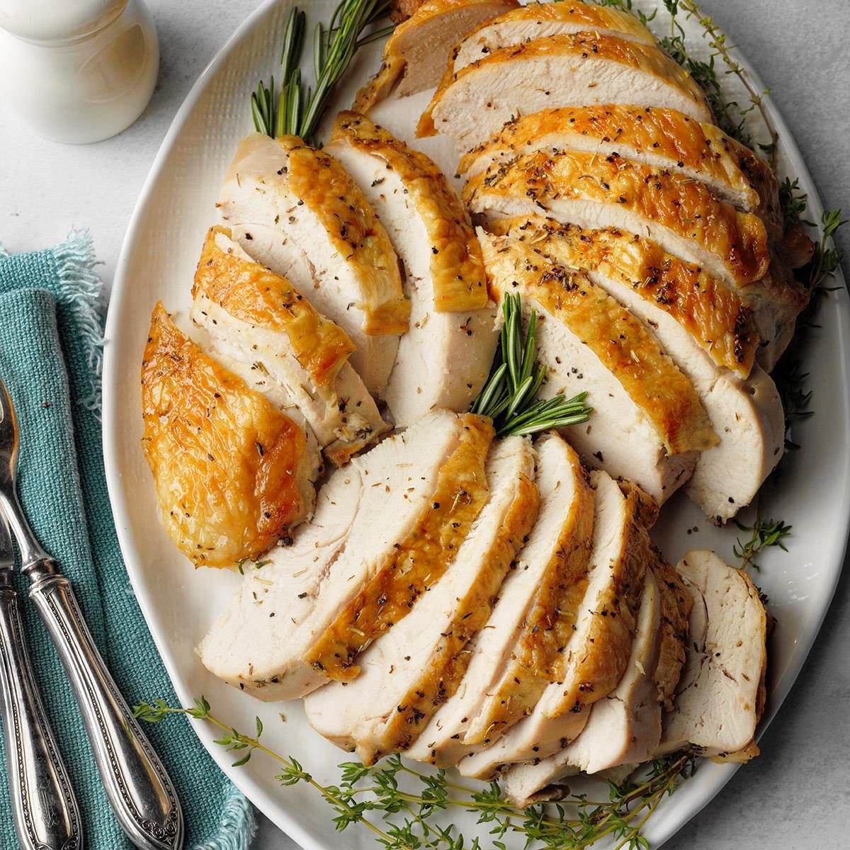 Herbed Roast Turkey Breast Exps Diyd19 33347 E09 10 10b 5